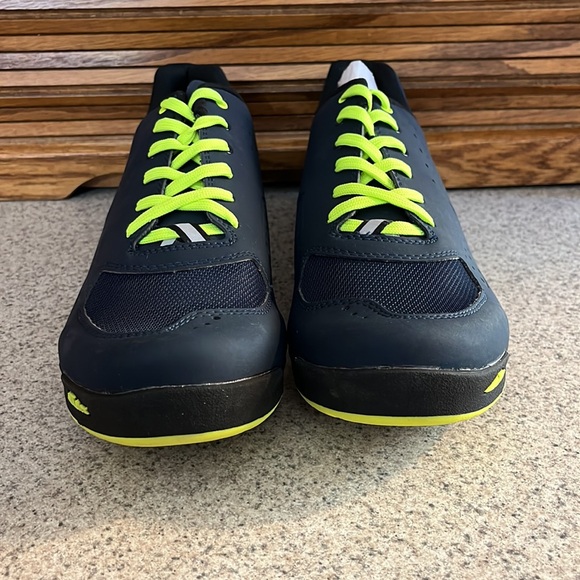 Louis Garneau Urban Cycling Shoes (Dark Night/Sulphur Spring) Men’s Size 10 - Picture 6 of 9
